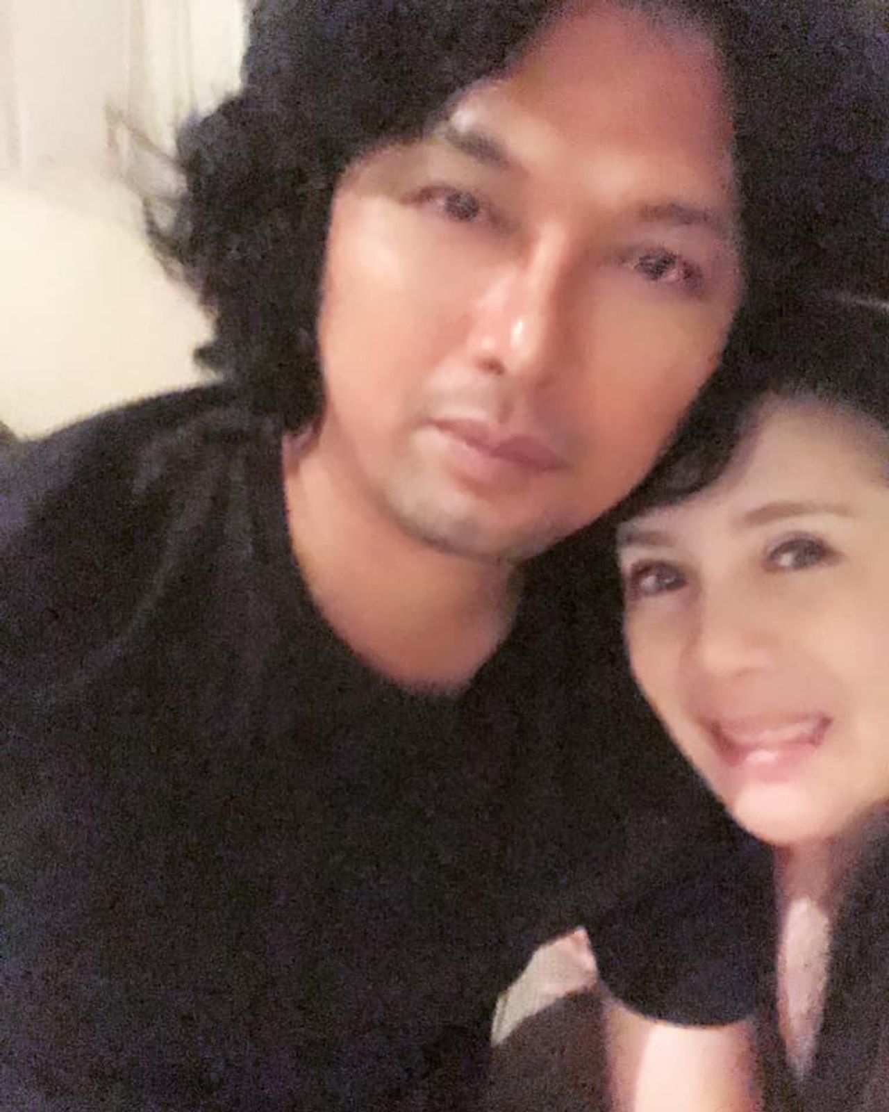 เสก-กานต์ ขอบคุณภาพจากเพจ Wiphakorn Karn