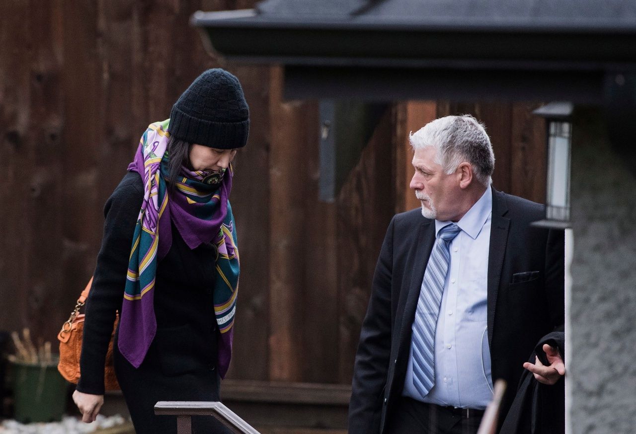 นางสาวเหมิง หวันโจว หลังศาลในนครแวนคูเวอร์ ตัดสินให้ได้รับการประกันตัว