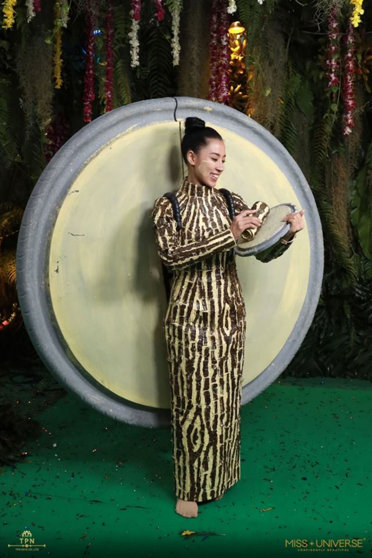 นางงามจากประเทศพม่า