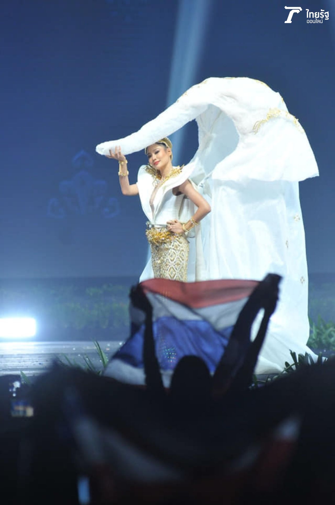 นิ้ง โศภิดา กาญจนรินทร์ กับชุดช้าง Chang the icon of Siam 