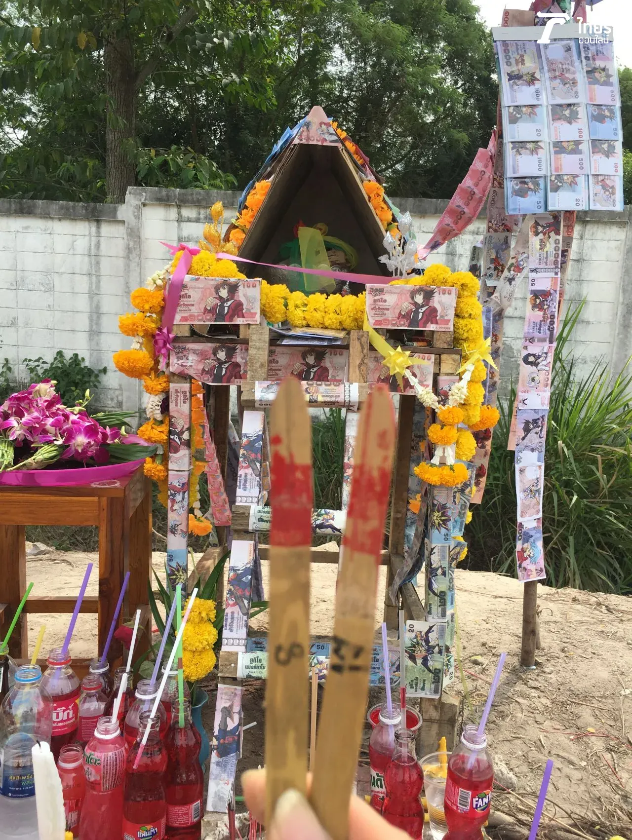 "เลขเด็ด" หญิงใบ้ พิสูจน์ "ศาลเจ้าพ่อกาโม่" ถูกทุกงวด ก็โดนรื้อทุกงวด