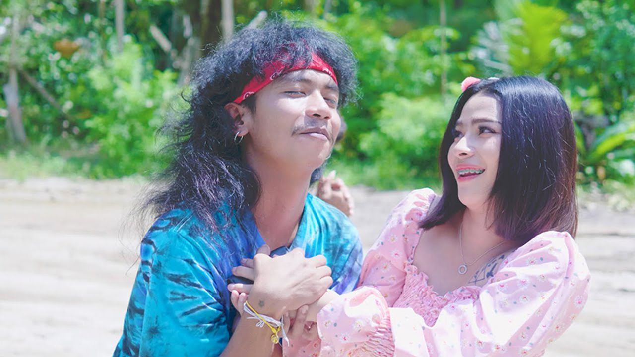 ภาพบางส่วนจากมิวสิกวิดีโอ 