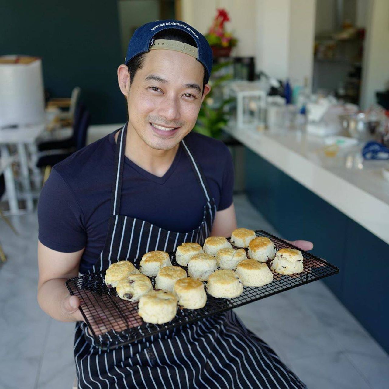 เพชร กรุณพล ขอบคุณภาพจากไอจี @petchkaroonpon