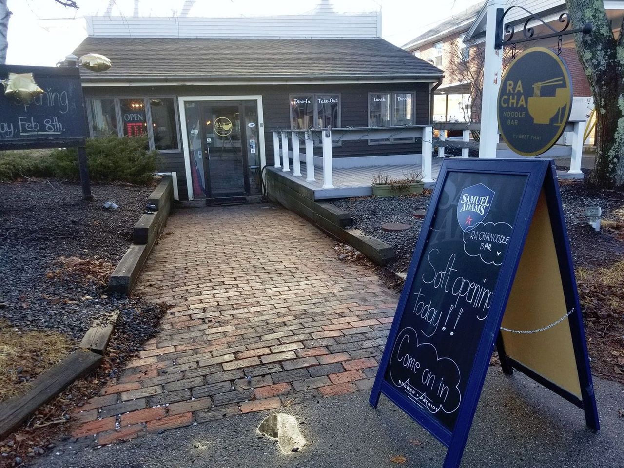  ร้าน Racha Noodle Bar เมือง Damariscotta ในรัฐเมน (Maine) 