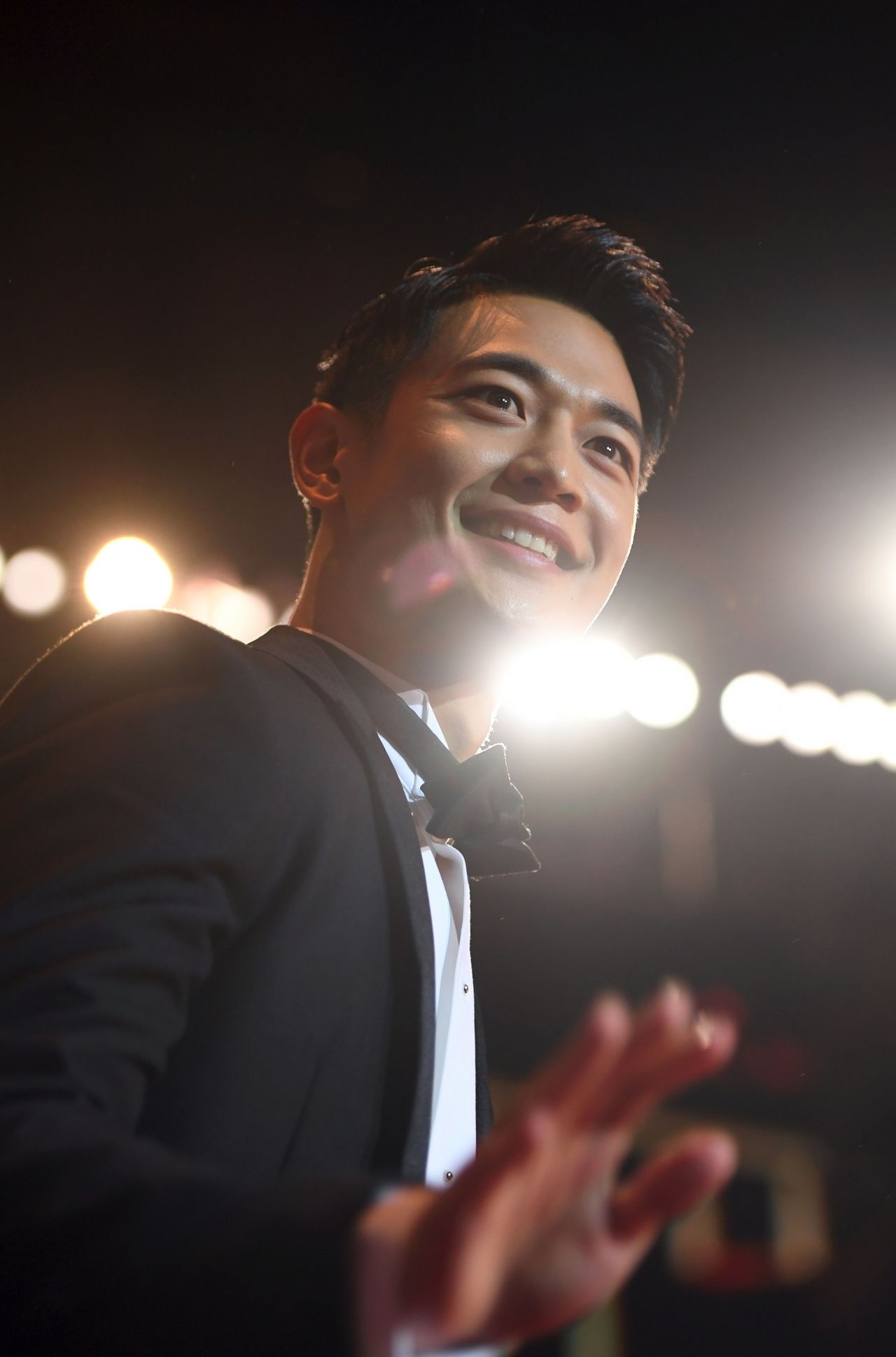 แก้มใสมาแต่ไกล ชเวมินโฮ นักร้องวงชายนี่ 