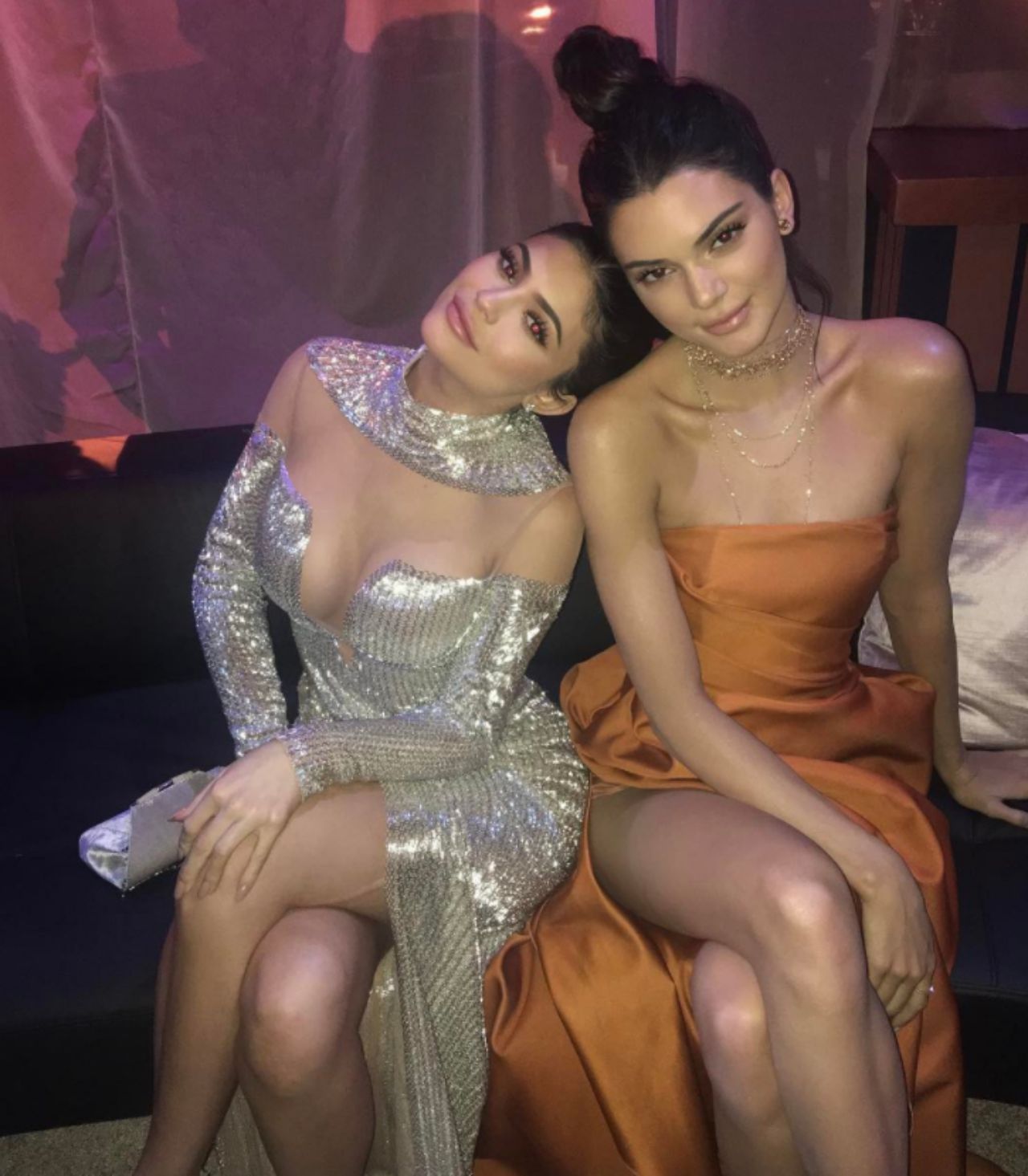 2พี่น้องกินกันไม่ลง