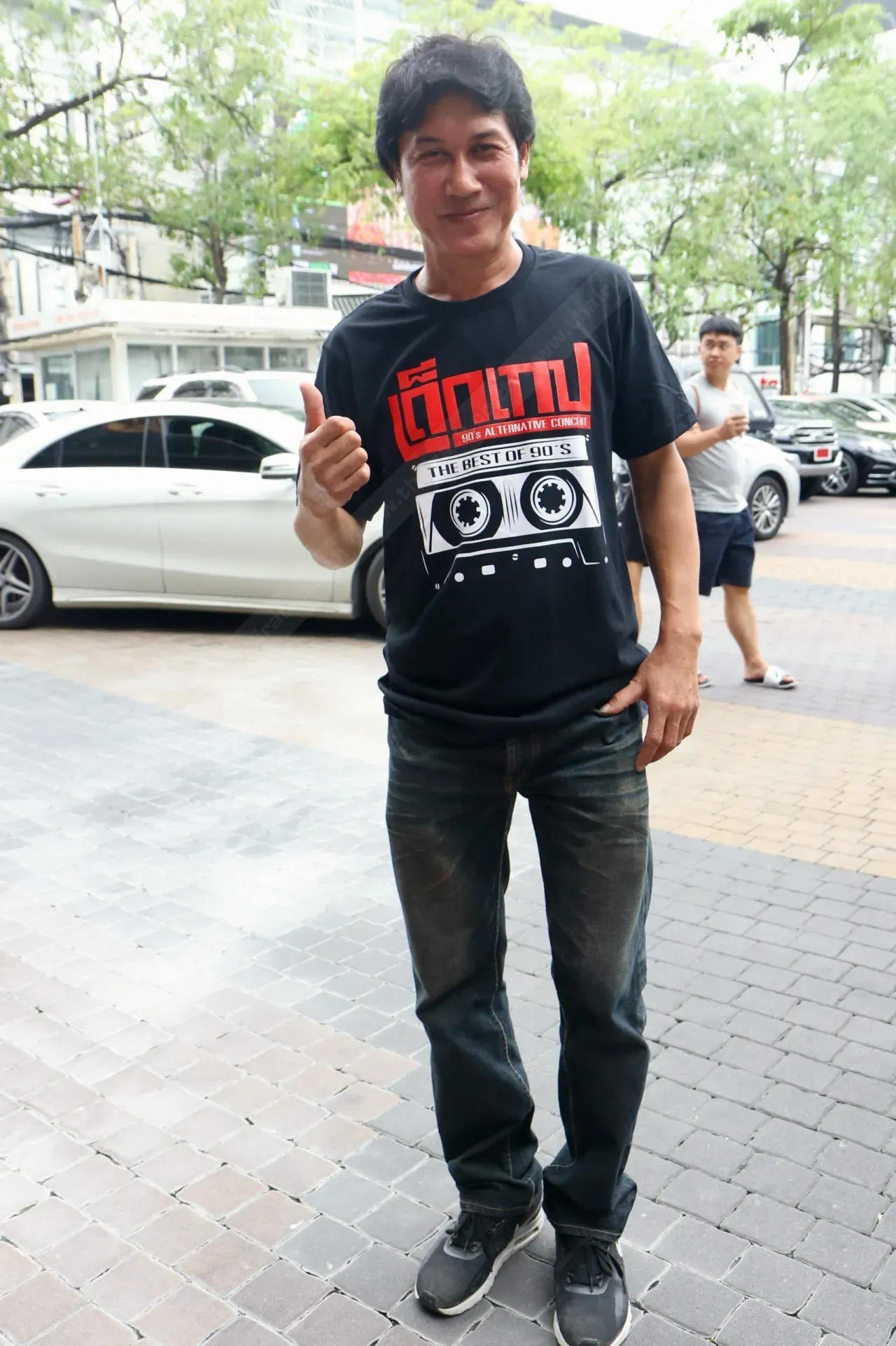 เชษฐ์ ผันเป็นชาวนาทำรายได้หลักล้าน แต่ไม่ยอมใช้เงิน ด้วยเหตุผลน่าทึ่ง!