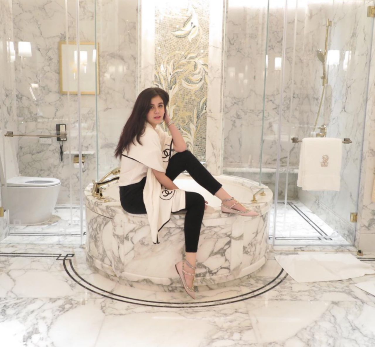 เที่ยวหรูดูดีเว่อร์