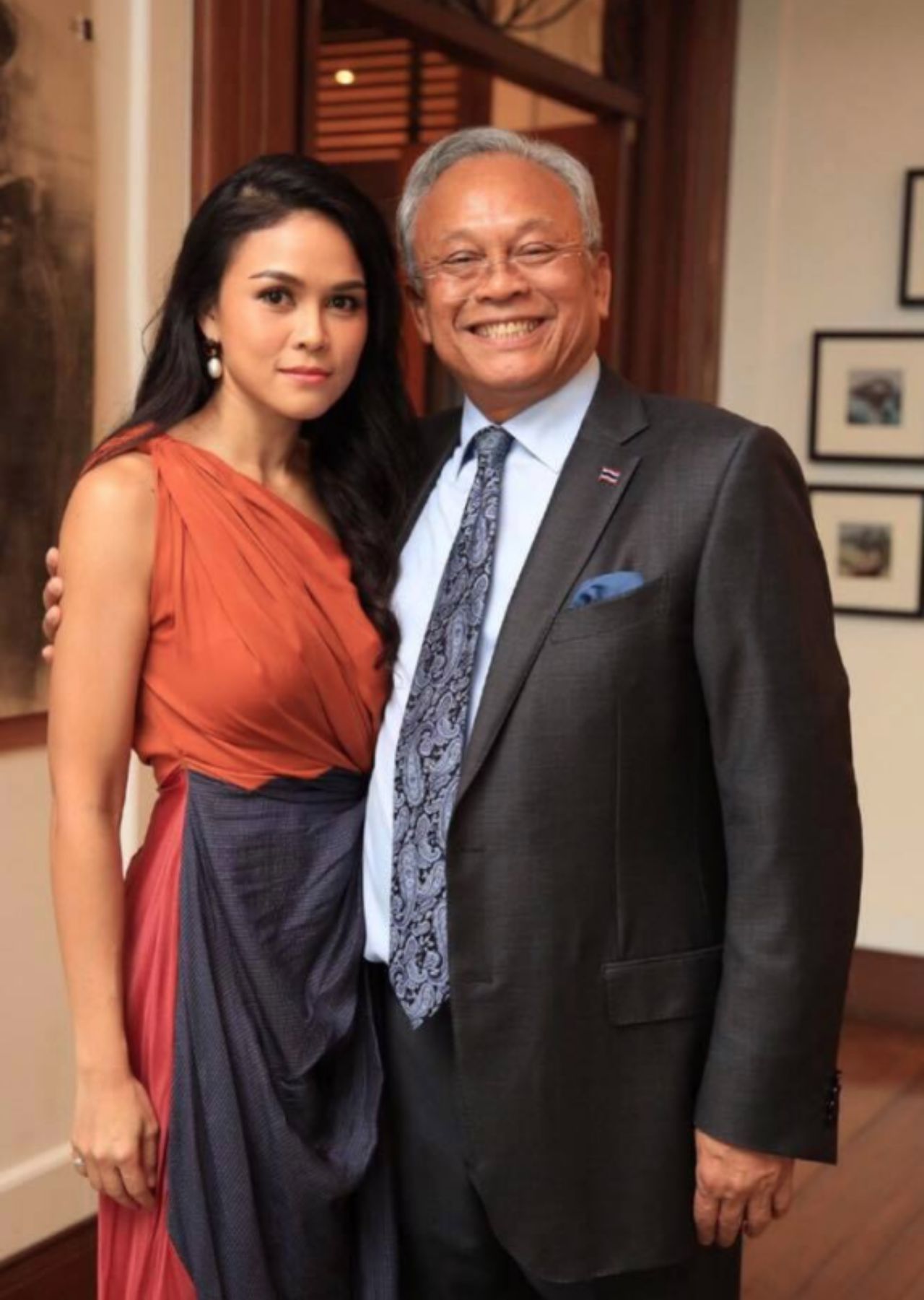 น้ำทิพย์ และพ่อสุเทพ