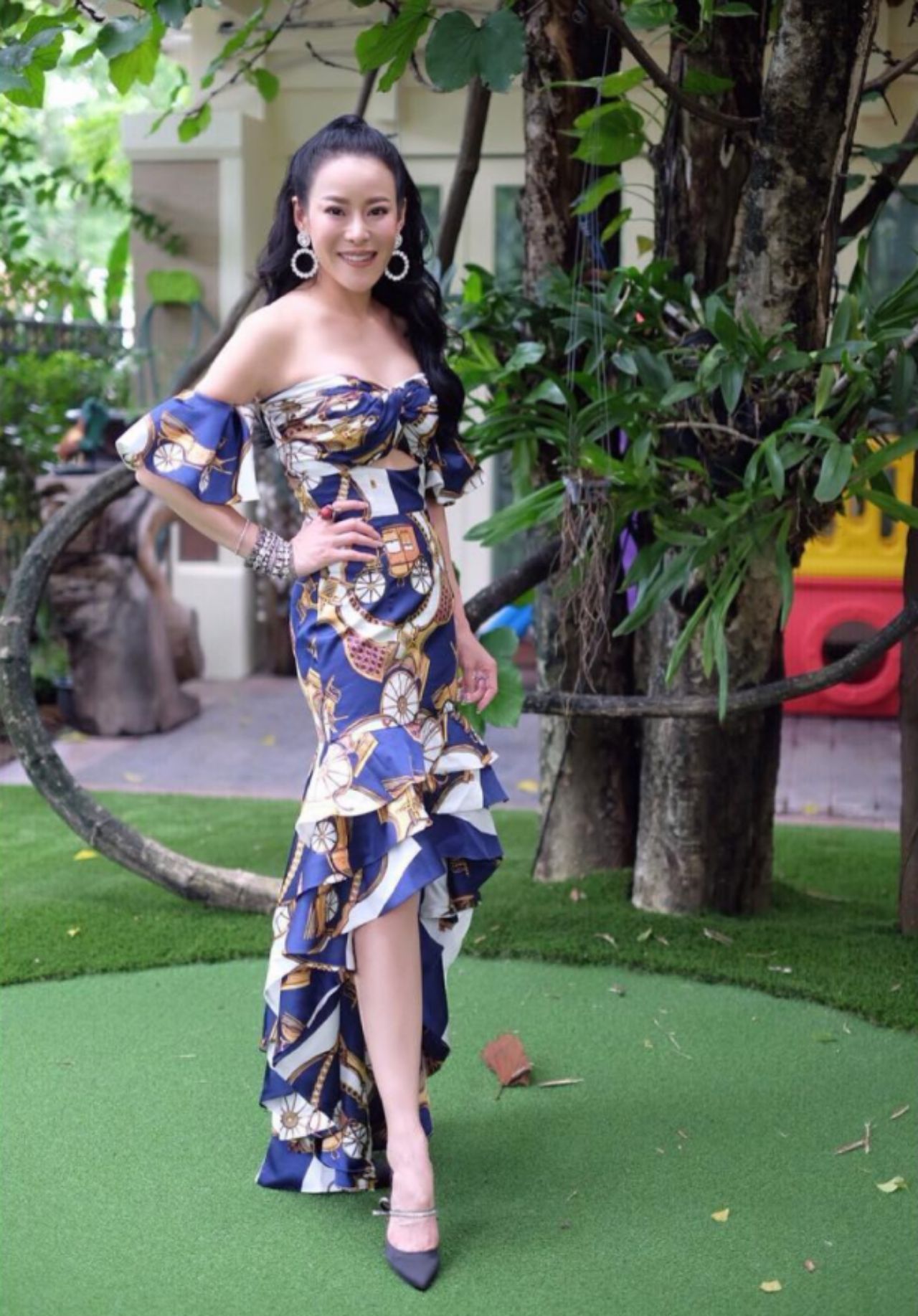 คนกับต้นไม้อันไหนสวยกว่ากัน