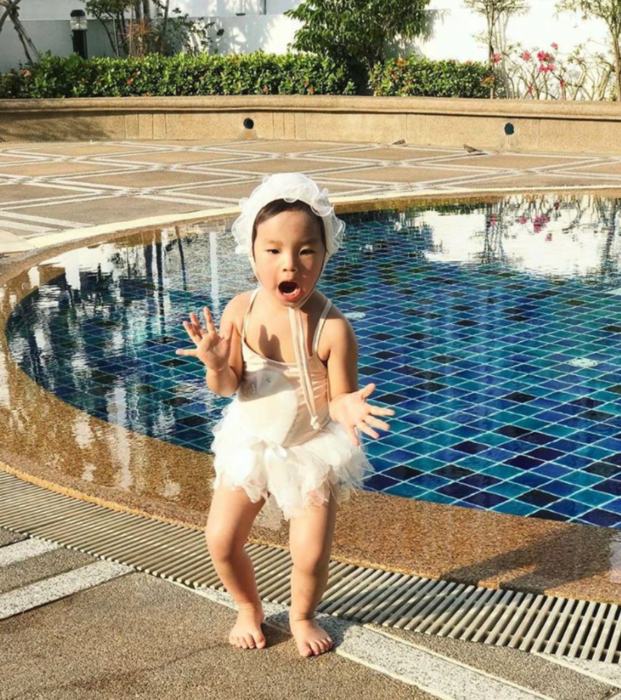 ท่าโพสคุณปีคิดเอง