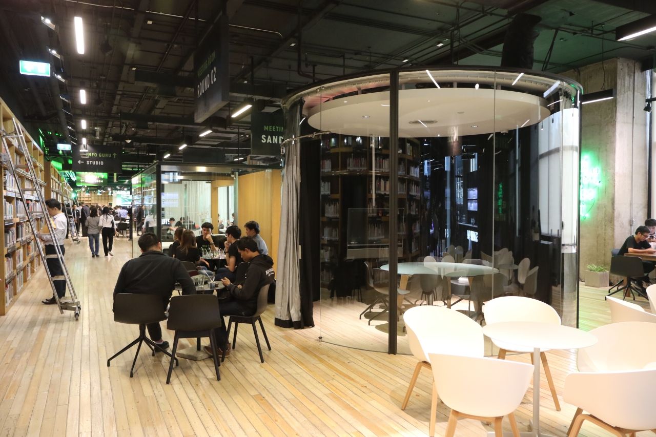 ห้องประชุมขนาดเล็ก เก็บเสียงด้วยนะ