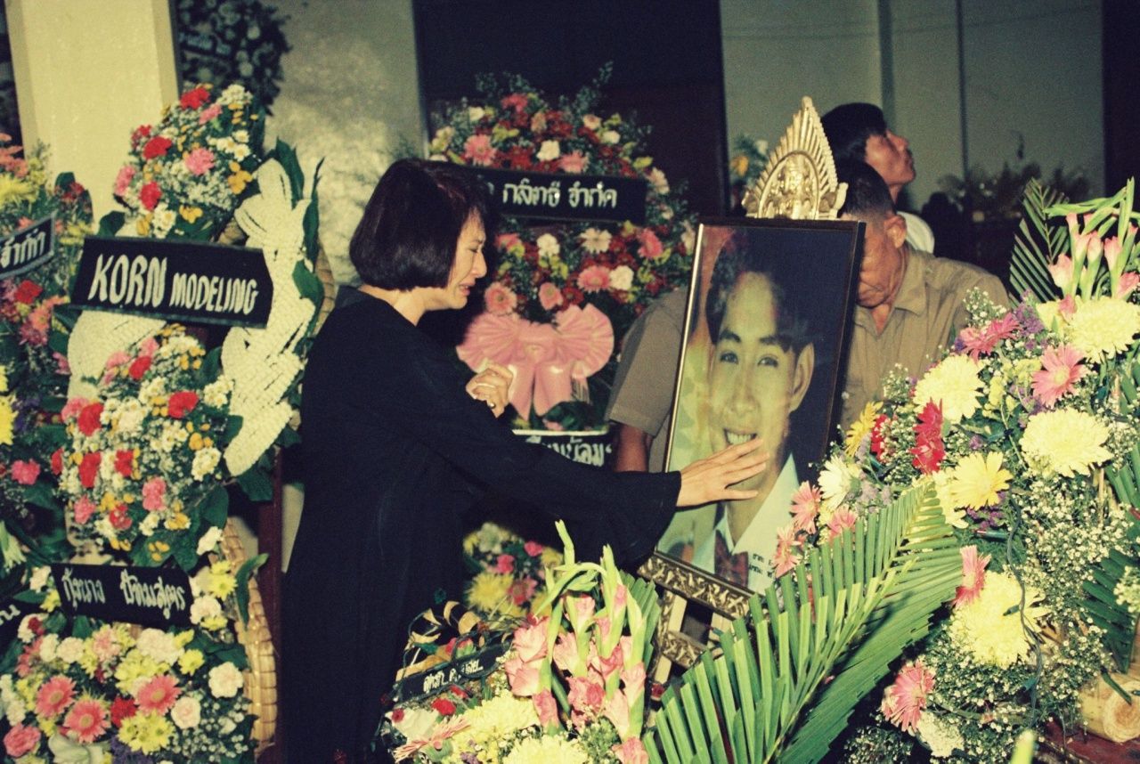 คุณอิราวดี นวมานนท์ คุณแม่ธรรม์  หรือนามปากกาน้ำอบ 