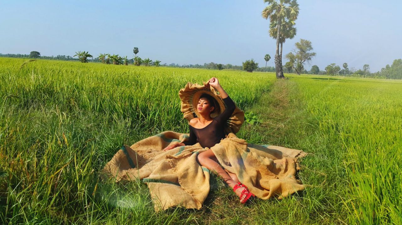 กระสอบข้าวสารก็มานะเออ