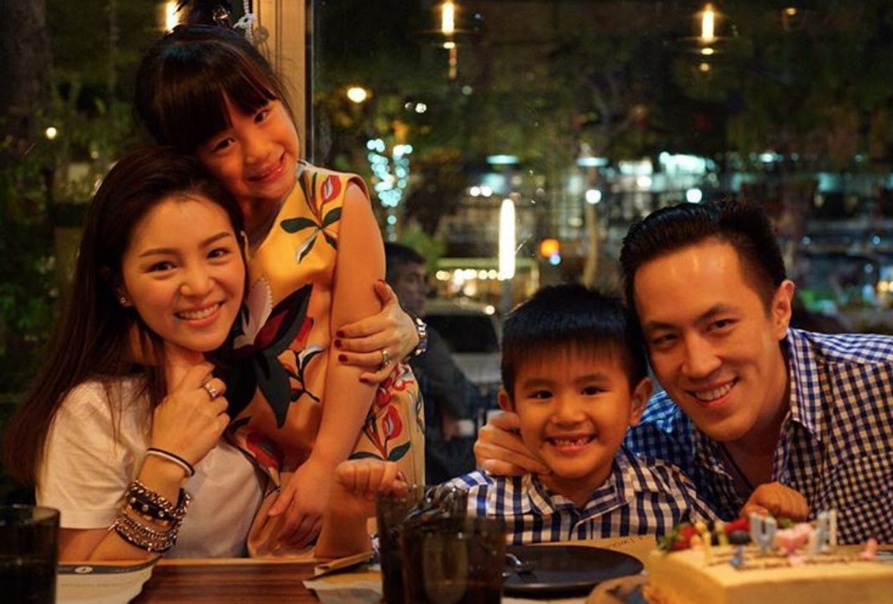 มีครอบครัวแล้วนะจ๊ะหนุ่มๆ