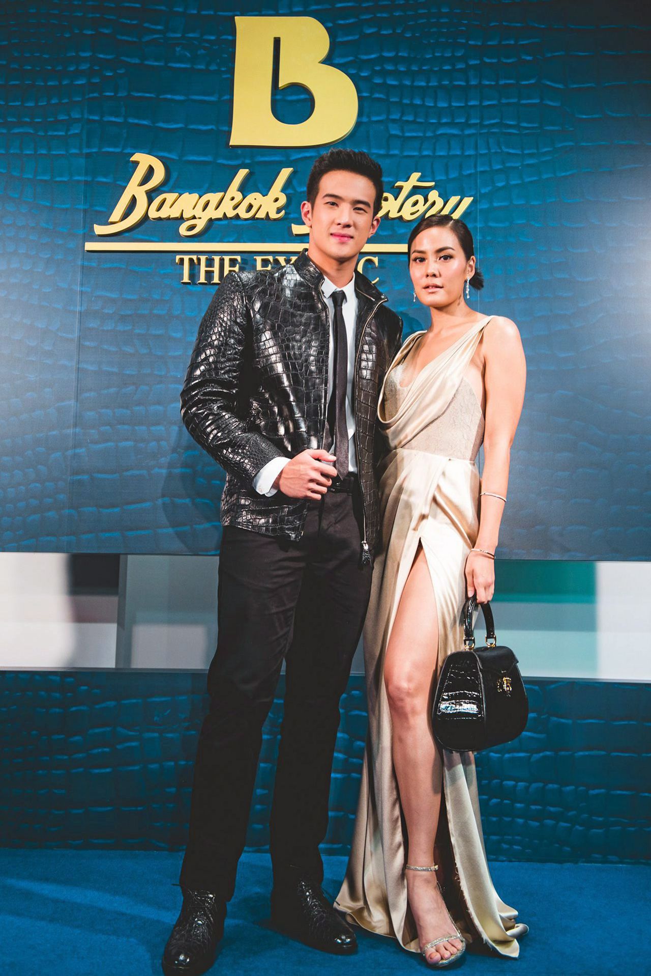 เจนี่ เทียนโพธิ์สุวรรณ โชว์ กระเป๋ารุ่นพิเศษ VIVIENA