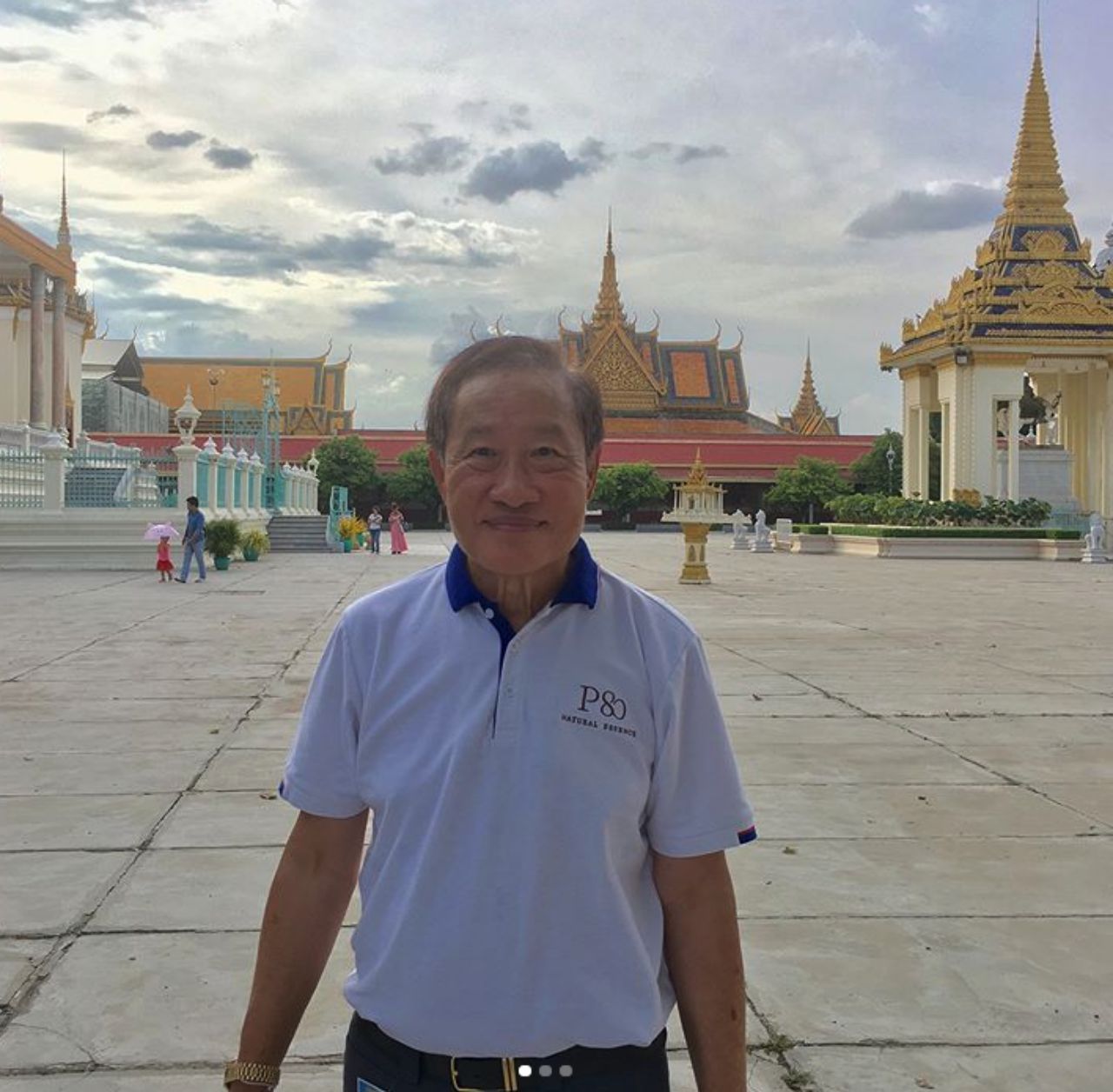 ทำบุญไหว้พระ