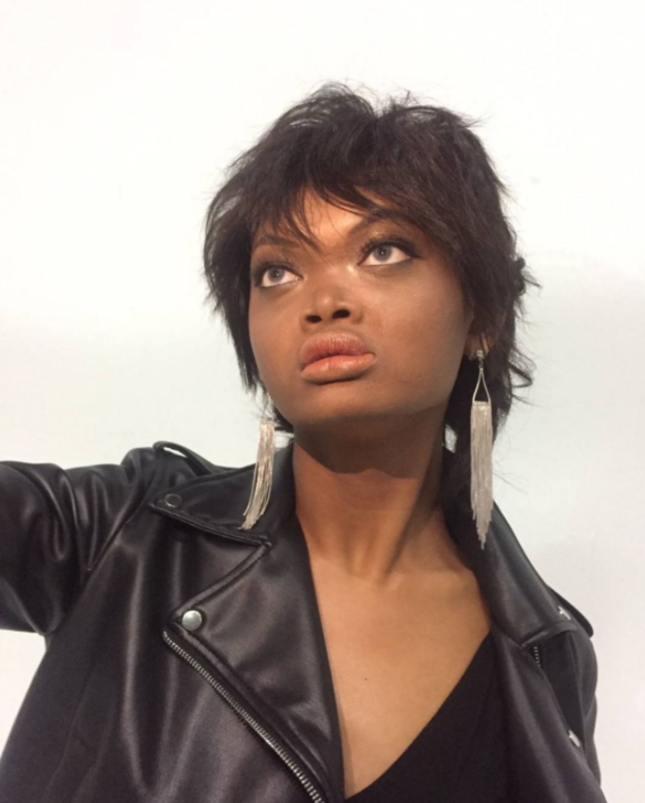 สาวเปรี้ยว