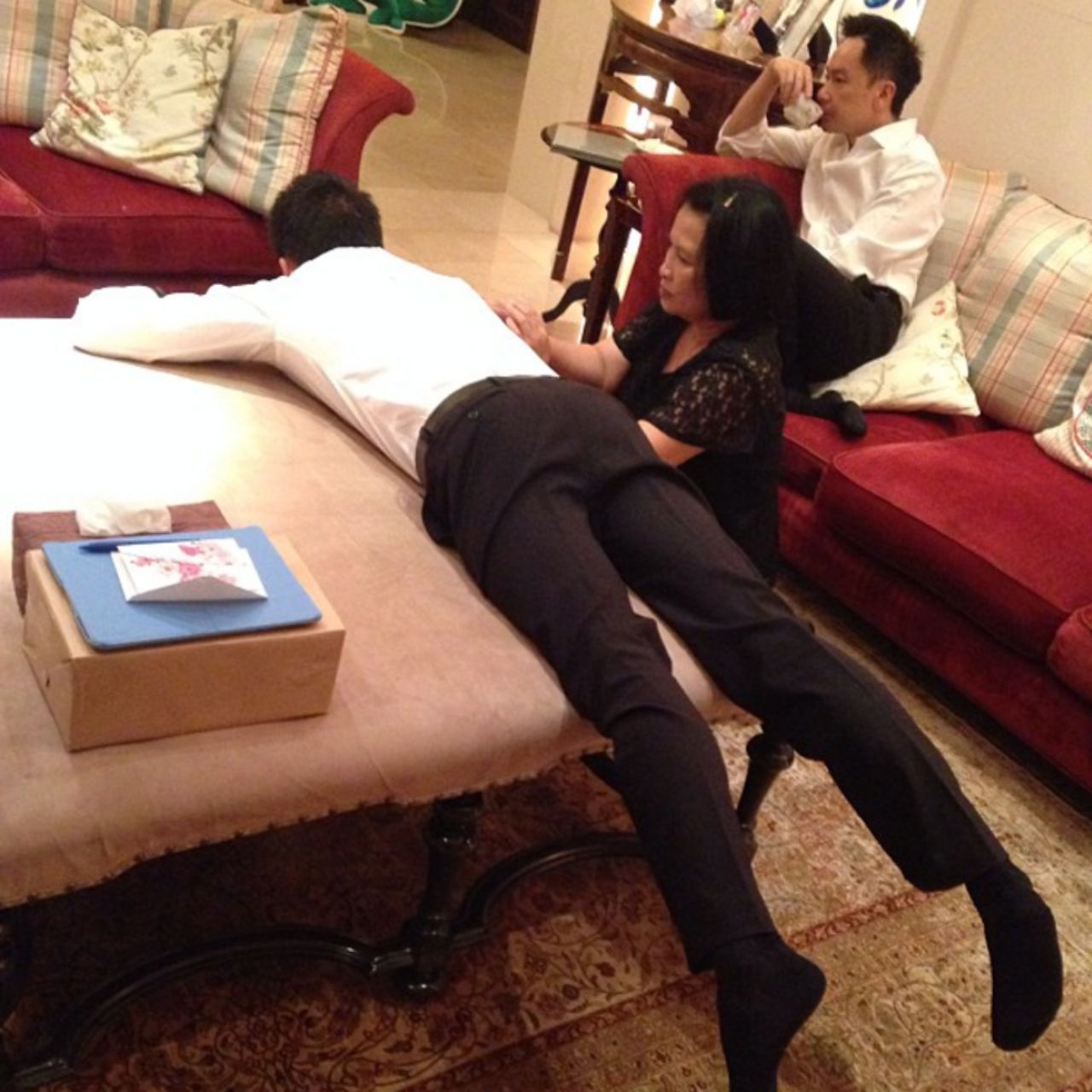 เมื่อยอ่ะ ปะนวดตัวแป๊บ