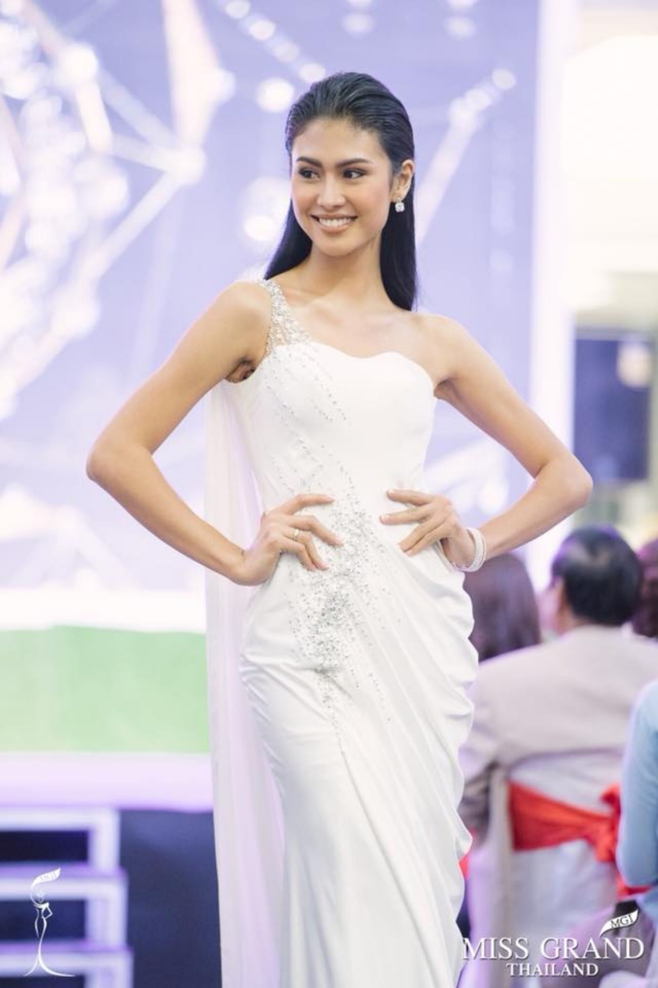 แป้งหอม กมลรัตน์ ทานนท์ มิสแกรนด์ศรีสะเกษ 2017 รองอันดับ 4 มิสแกรนด์ไทยแลนด์ Miss Grand Thailand 2017