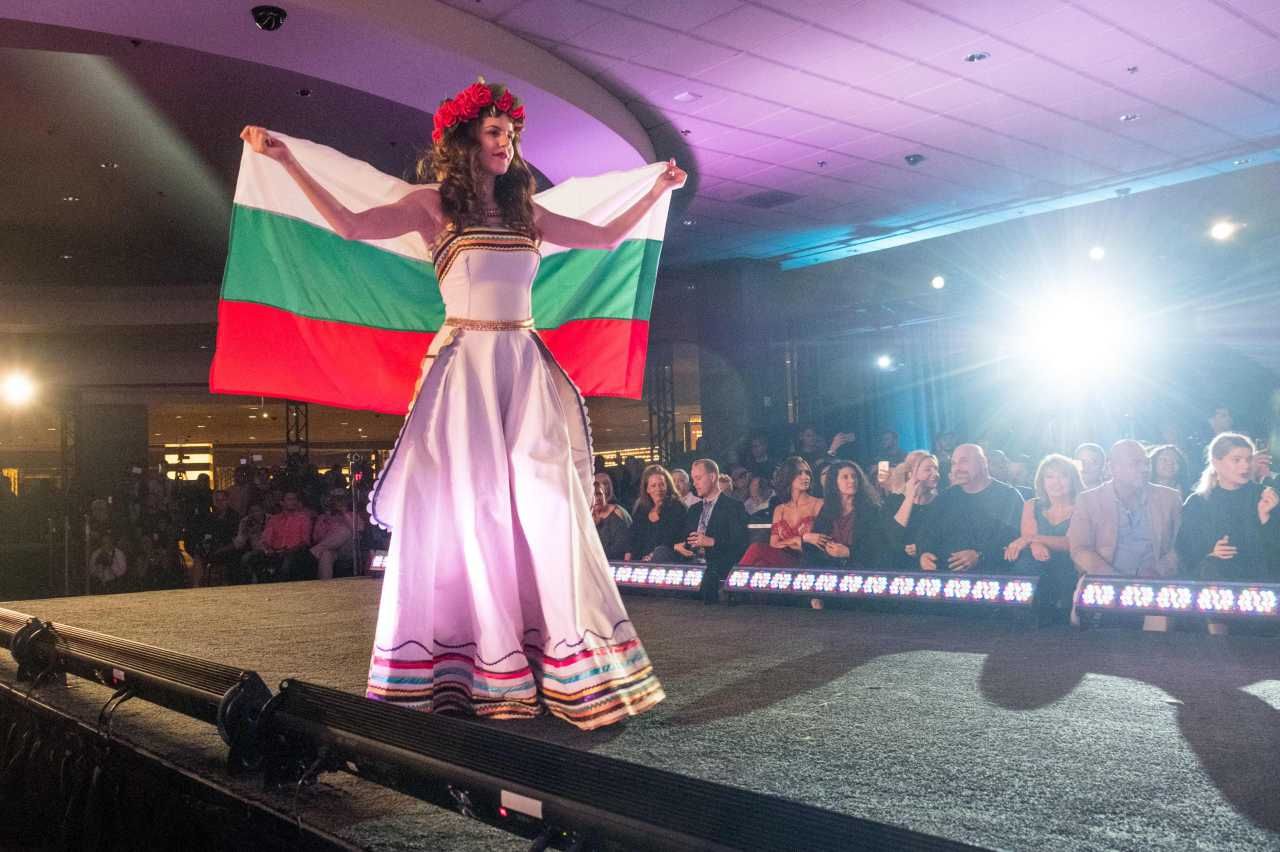 มาแบบน้อยๆ แต่น่ารัก Nikoleta Todorova จากบัลแกเรีย