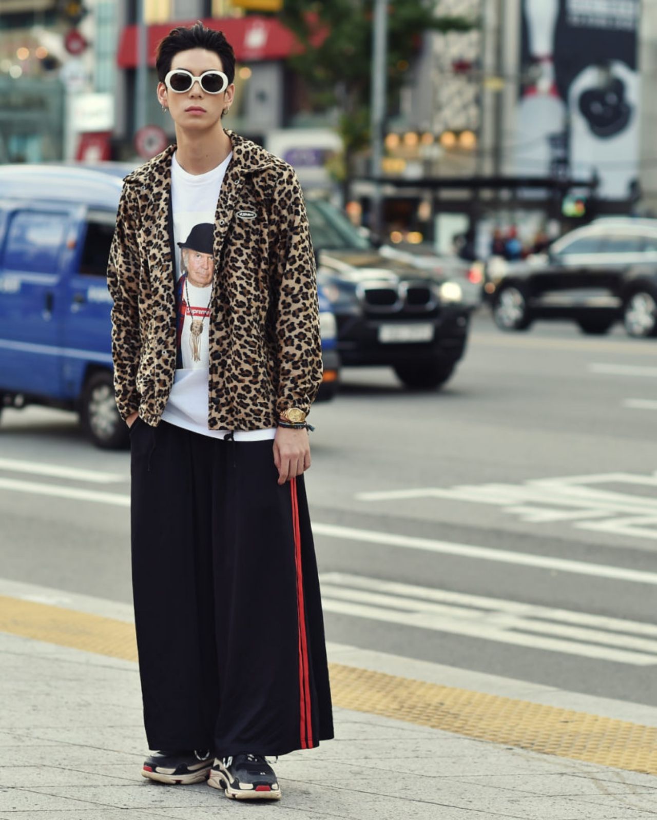 กางเกงไม่ใหญ่ไปเนอะ