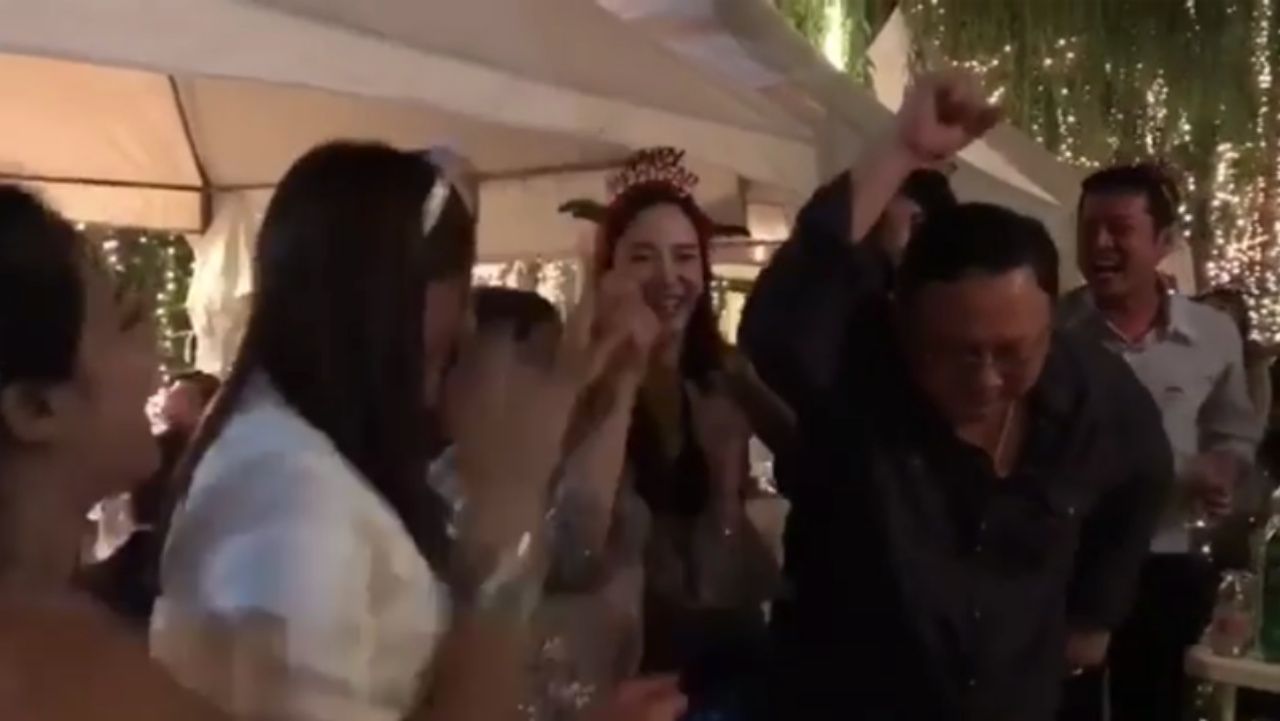 คุณพ่อเต้นมันส์มาก