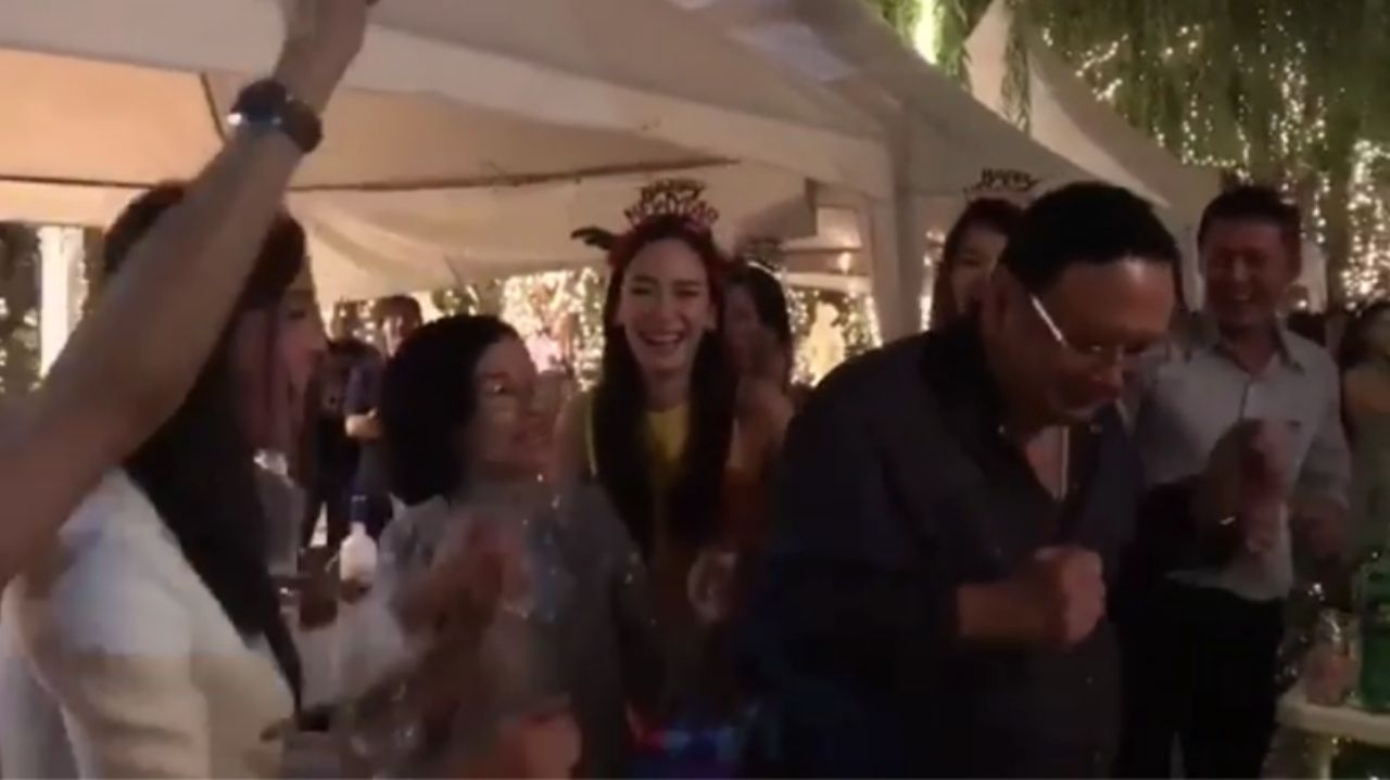 บรรยากาศสนุกสนาน