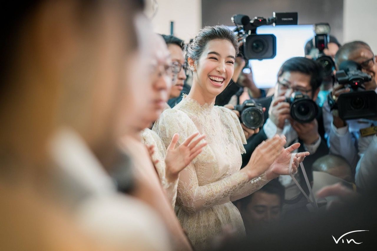 ประตูเงิน ประตูทองคนดัง