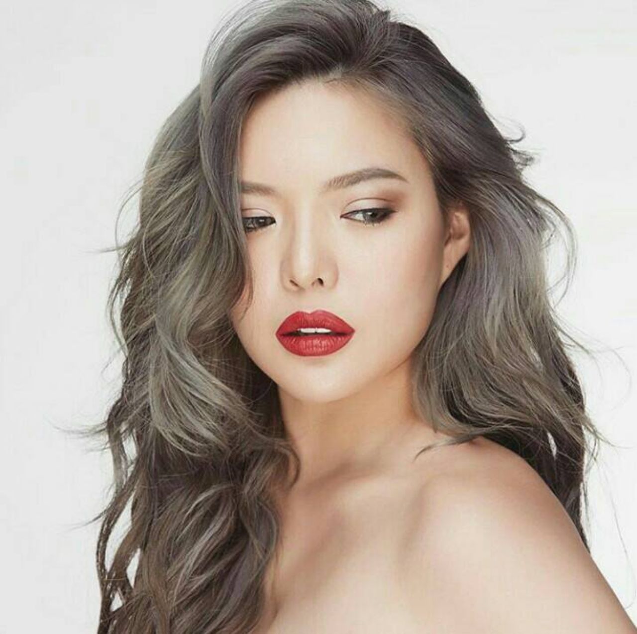 แต่งหน้าโทนนี้เก๋ไม่เบาเลย