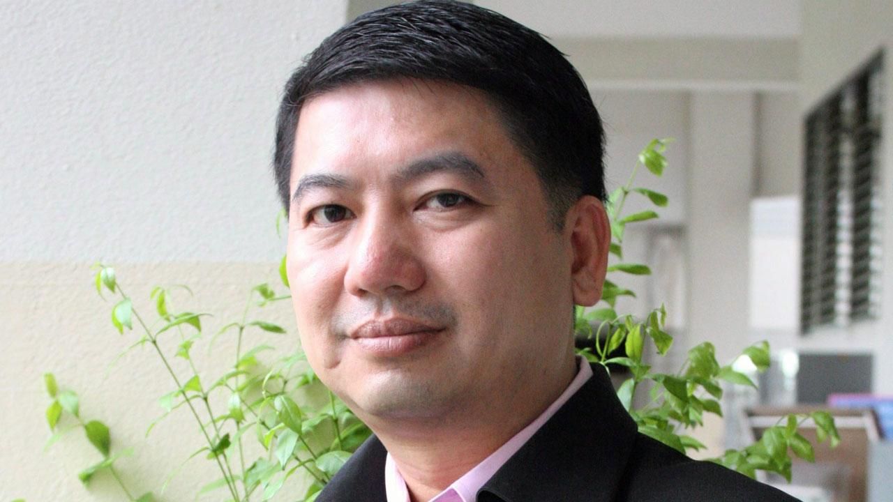 พลอากาศตรี นพ.อิทธพร คณะเจริญ รองเลขาธิการแพทยสภา