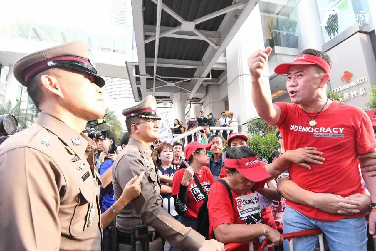 ประมวลภาพ ชุมนุมขับไล่กกต.กลางกรุง "ม็อบแรก"หลังเลือกตั้ง