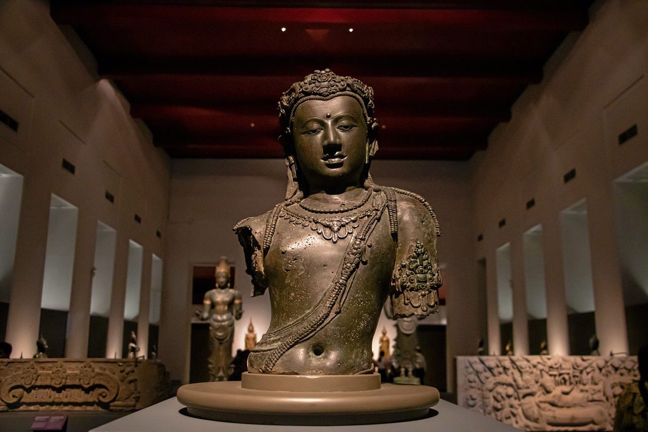 พิพิธภัณฑสถานแห่งชาติ.