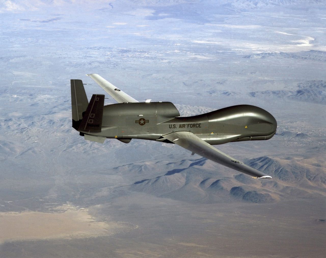 โดรนลาดตระเวน ‘RQ-4A Global Hawk’ ของกองทัพสหรัฐฯ