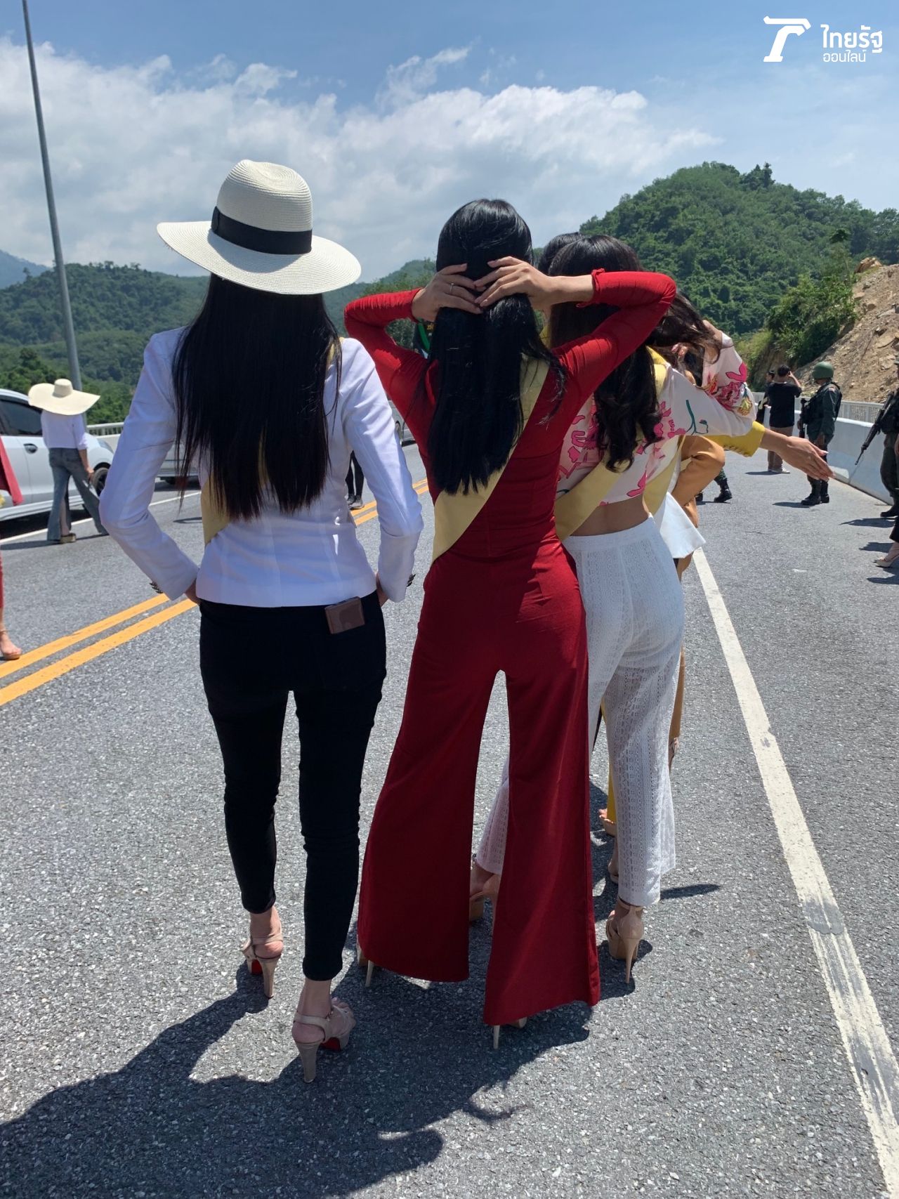 เบื้องหลังของแท้ แฟนนางงามตัวจริง เดาได้ไม่ยากเนอะ 