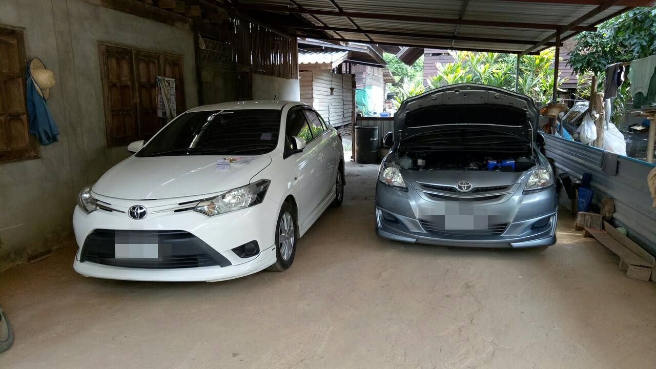 รถอีกสองคันจากน้ำพักน้ำแรง หลังนายปรมัตถ์ แสนธุระ 