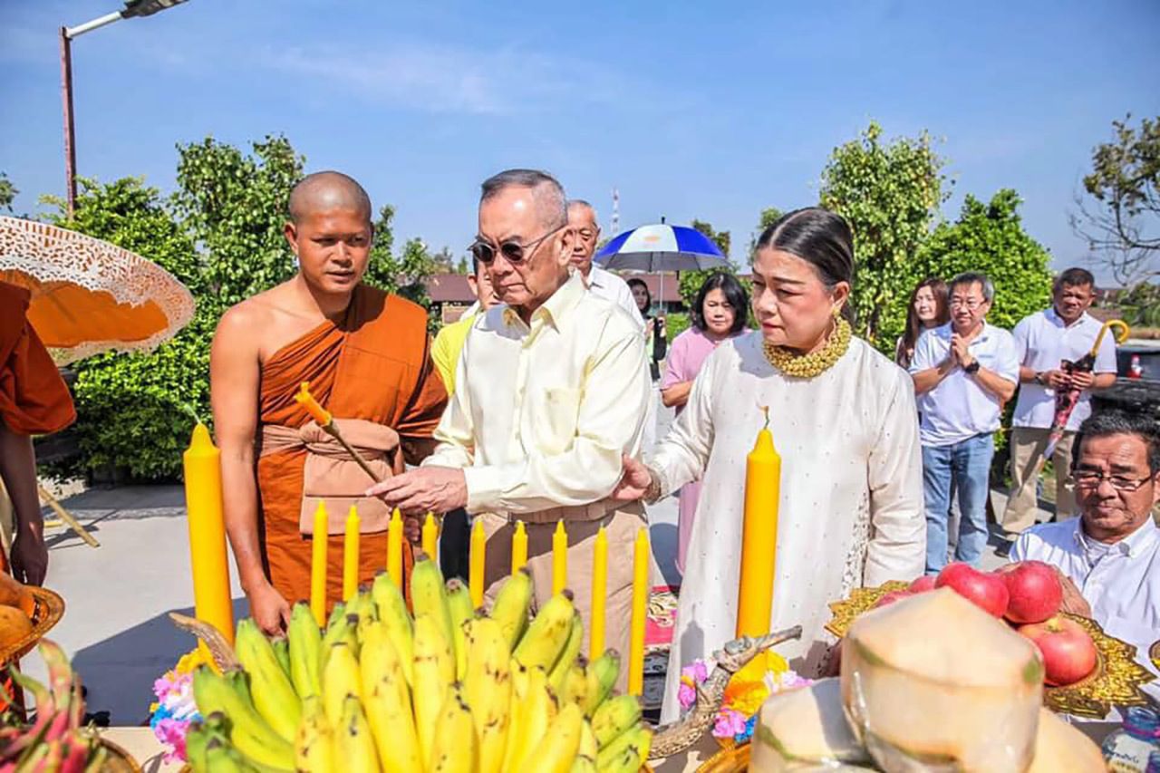 นายปองพล อดิเรกสาร เป็นประธานปิดโครงการ “เดินตามรอยบาทพระศาสดา” ที่วัดสุวรรณภูมิพุทธชยันตี จ.สมุทรปราการ อย่างเป็นทางการ.