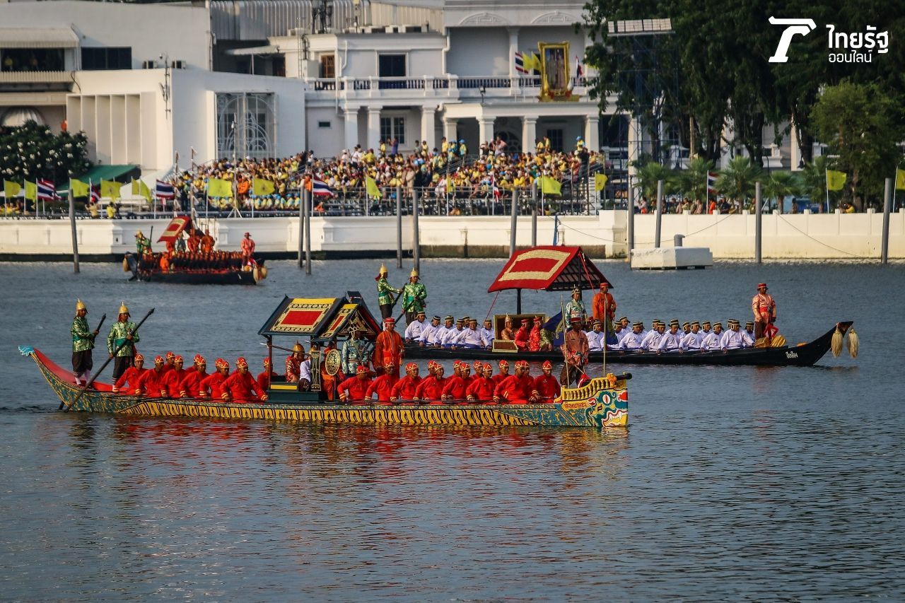 เรือเสือทะยานชล และเรืออีเหลือง 