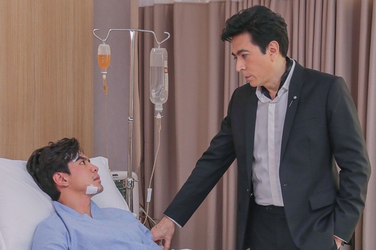 จันทร์กลางใจ