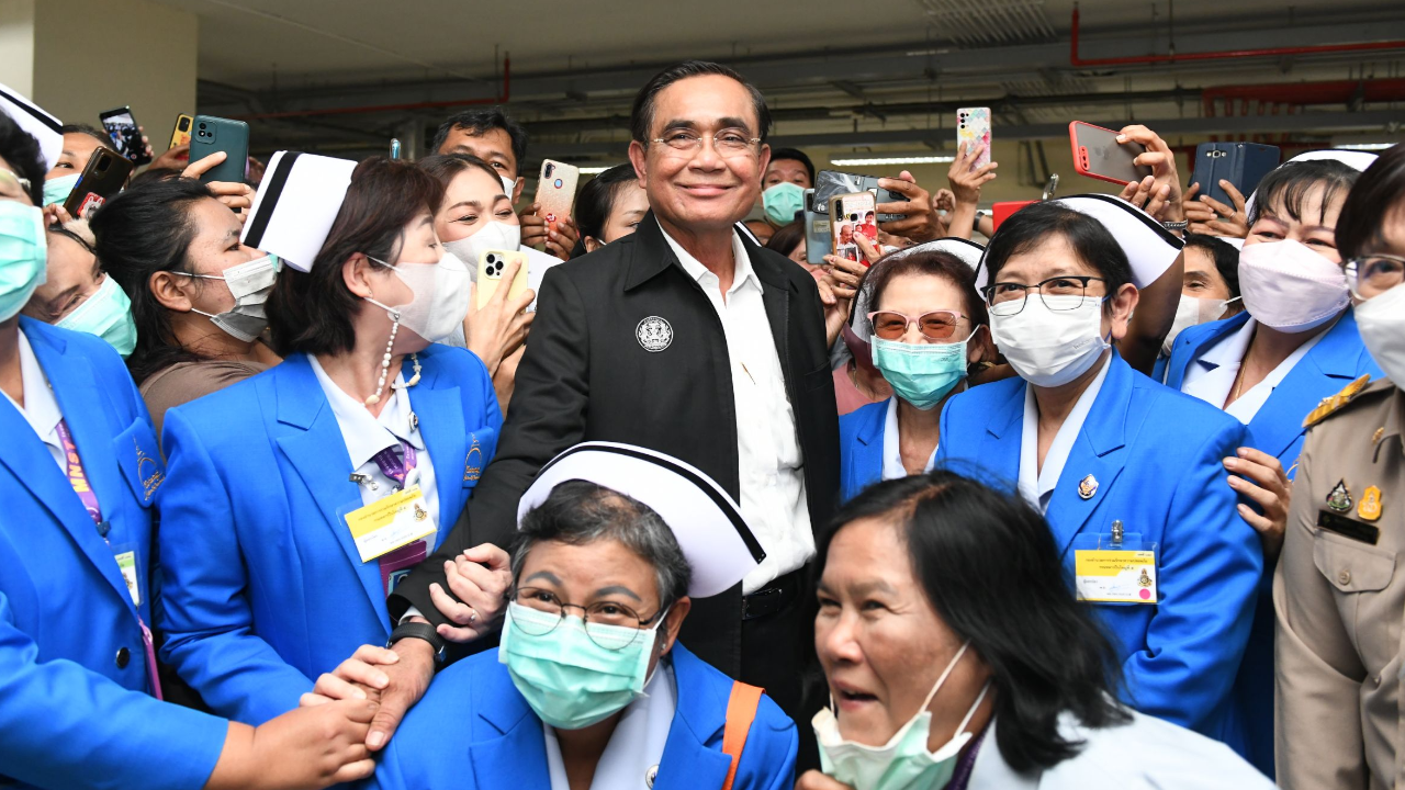 นายกฯ ฝากหมอนครศรีฯ ช่วยกันหาวิธีรักษา “โรคเกลียดชัง” ให้คนรักกัน