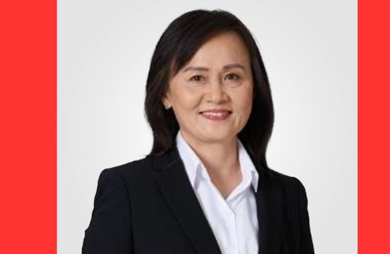 นางวราภรณ์ ตั้งภากรณ์ ลำดับที่ 42 พรรคเพื่อไทย