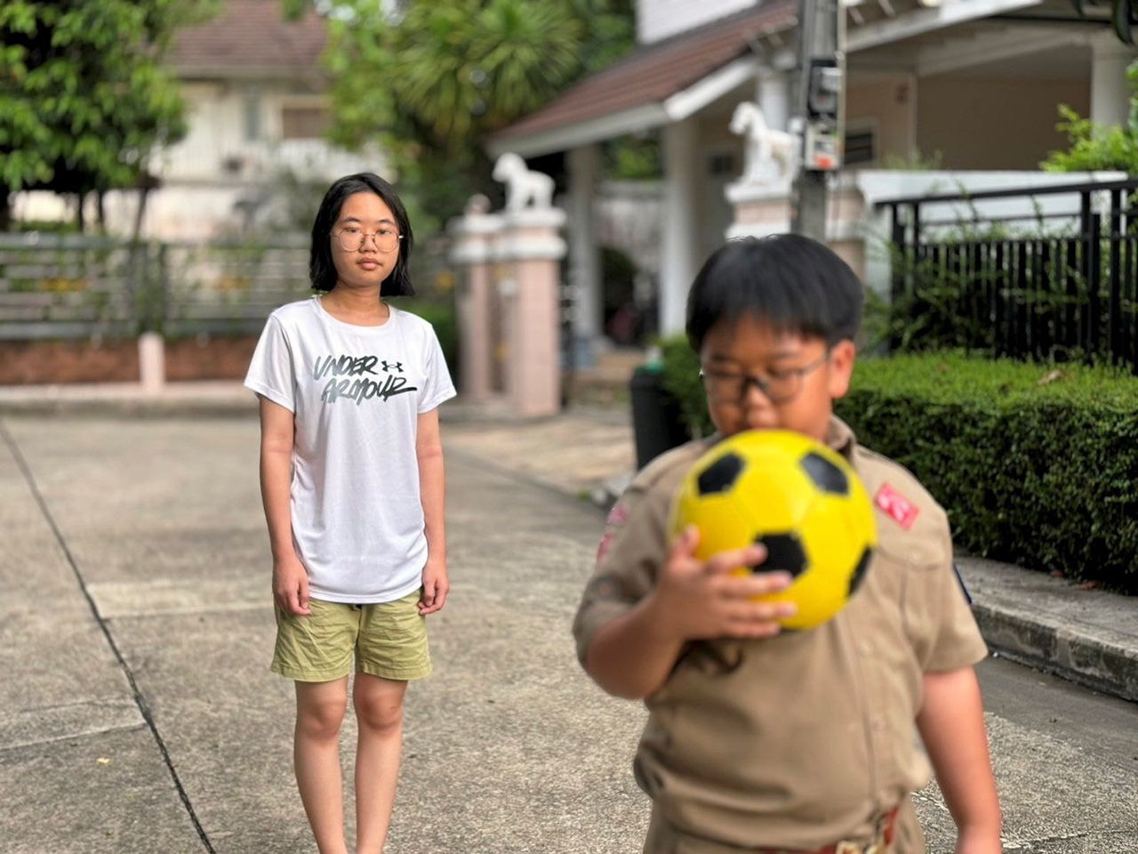 แก้ไขภาพอัตโนมัติแค่แตะจุดที่ต้องการชัดลึกโดยไม่ต้องสลับโหมดถ่ายภาพบุคคล