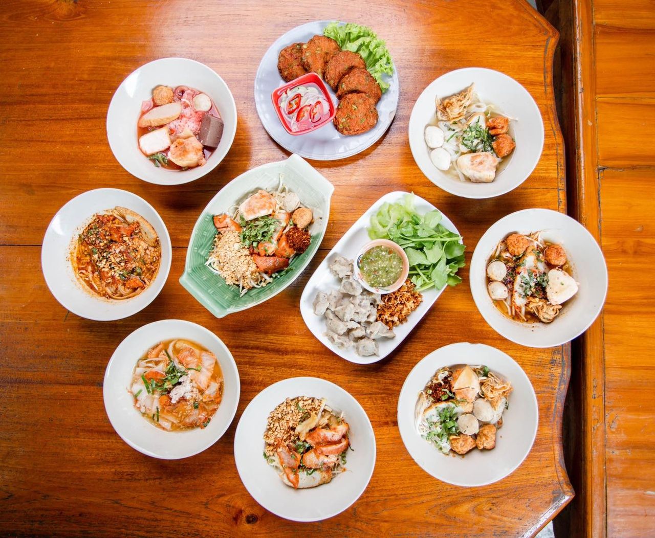 ที่มาของภาพ : เฟซบุ๊กเพจ ป้าพร ต้นตำรับก๋วยเตี๋ยวหมูสูตรโบราณอยุธยา-ป้าพรเล่นเอง 