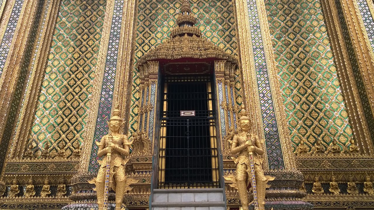 ประวัติรัตนโกสินทร์ 240 ปี พร้อมพิกัดไหว้พระ 9 วัดเสริมมงคล