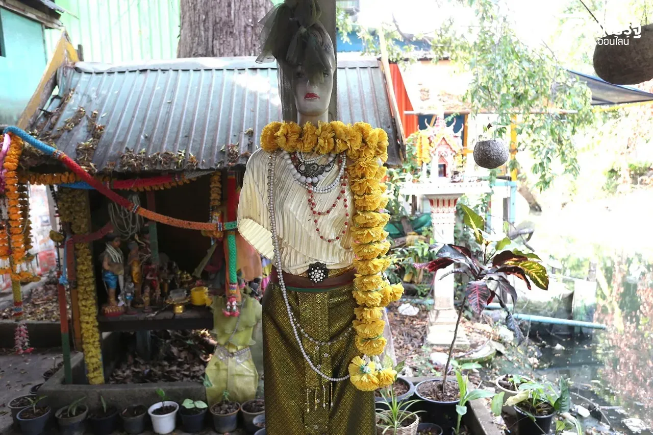 สำรวจราคาชุดไทยแก้บน ลงทุนถูก แพง ตามแรงอธิษฐาน
