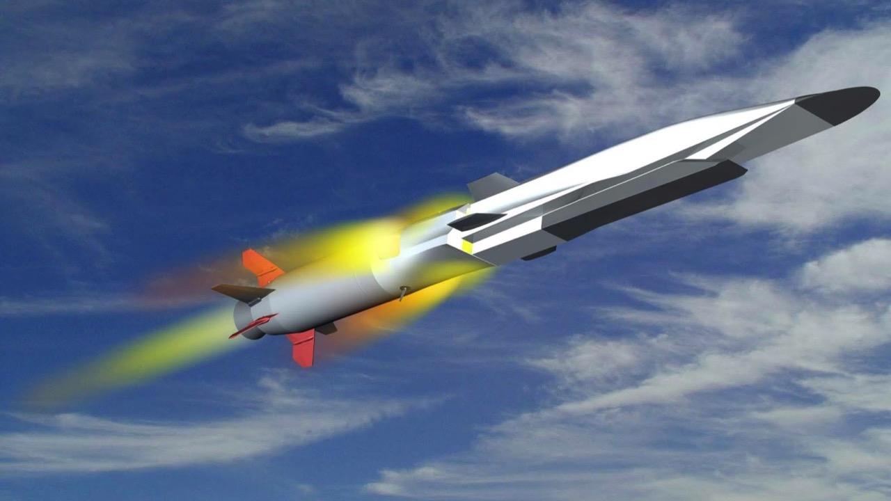 ปูตินจัดให้! ขีปนาวุธส่องเรือบรรทุกเครื่องบิน 3M22 Zircon Hypersonic Missile