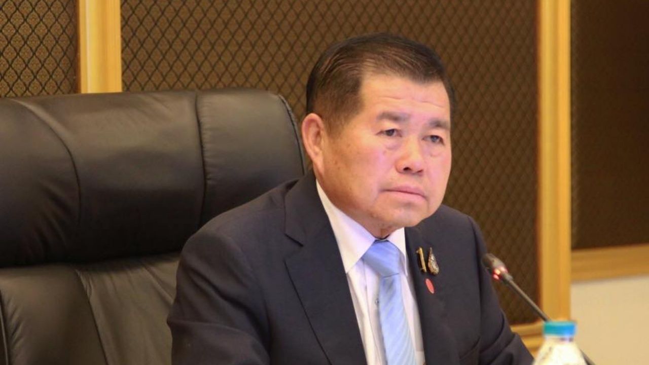 นายนิพนธ์ บุญญามณี รมช.มหาดไทย