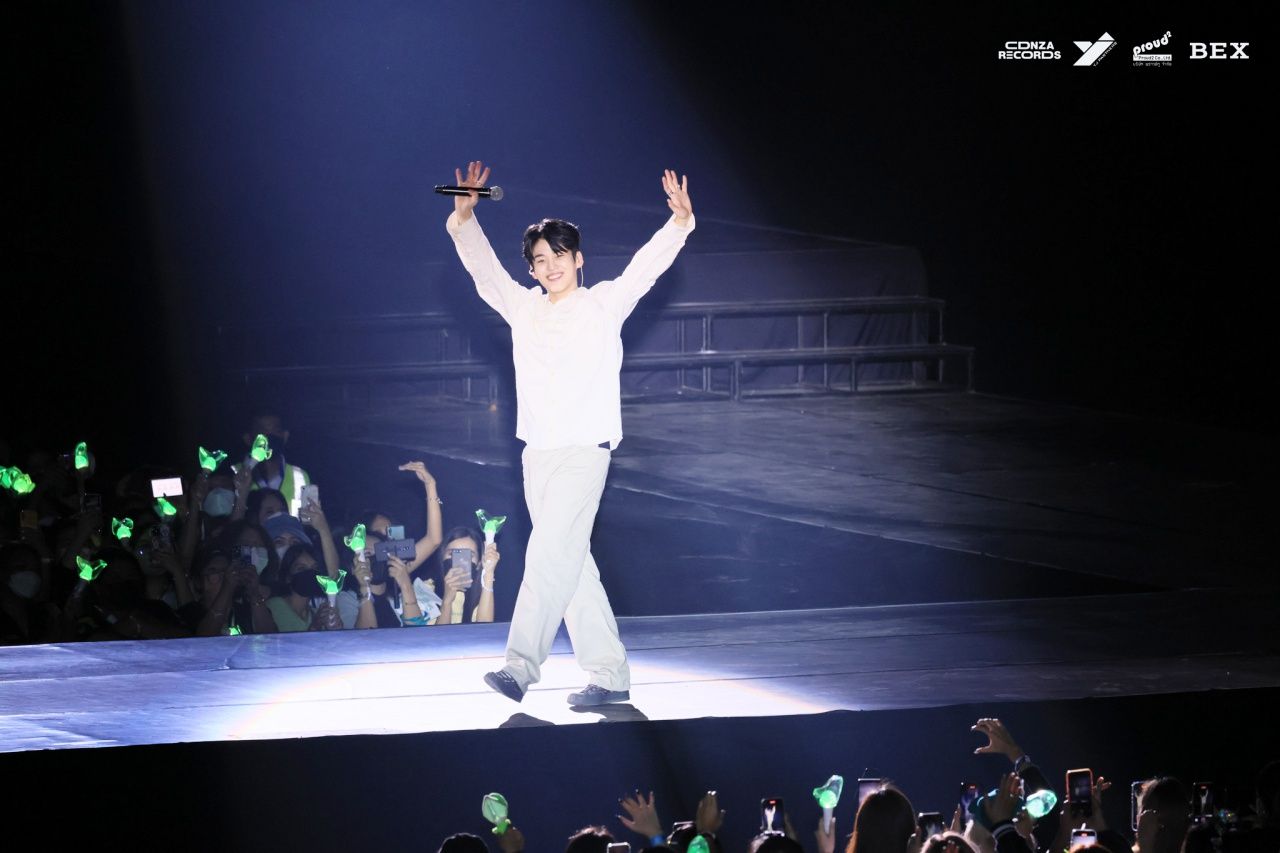 JONGHAN (คิม จงฮัน)