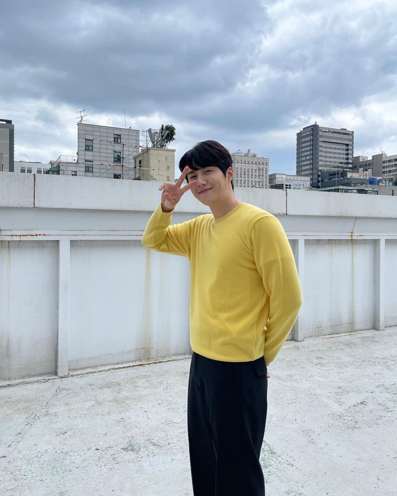 คิมซอนโฮ ขอบคุณภาพจากไอจี @kimseonho_staff.diary