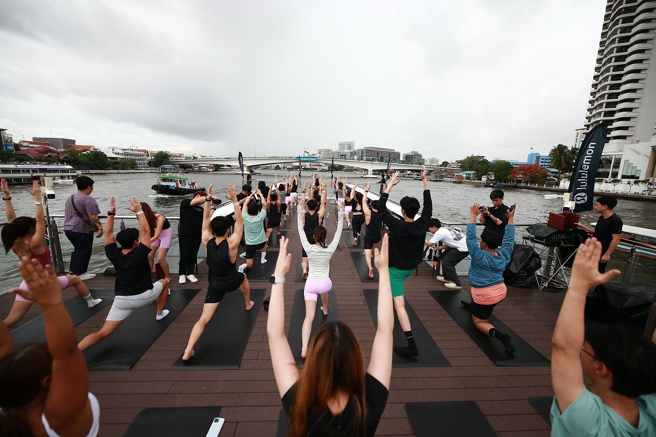 ภาพจาก lululemon